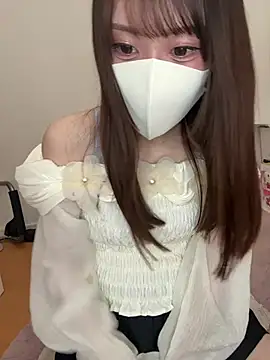 momo mm online show from April 30, 2026, 3:02 am