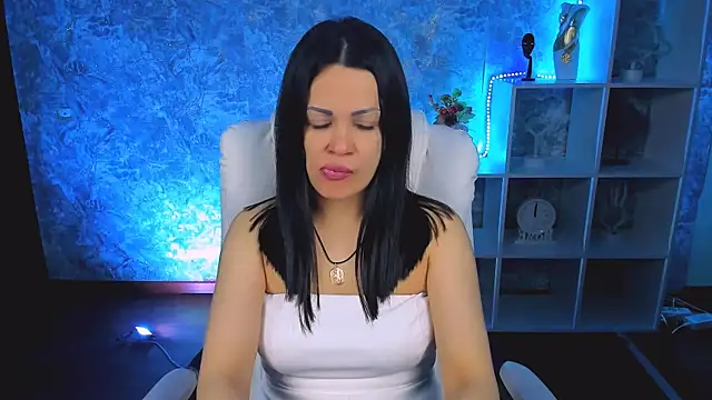 Snapshot of karolina_robinson chatting on April 22, 2026, 11:39 am karolina robinson online show from April 22, 2026, 11:39 am