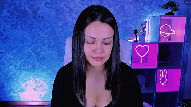 Snapshot of karolina_robinson chatting on March 3, 2026, 12:01 pm karolina robinson online show from March 3, 2026, 12:01 pm