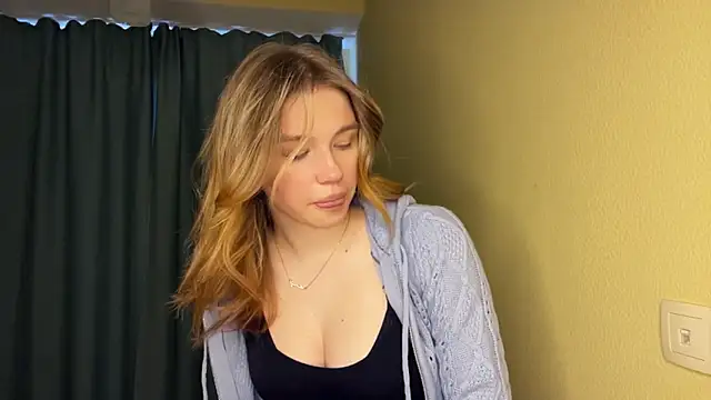 Snapshot of EarthaStinett chatting on March 3, 2026, 11:50 am EarthaStinett online show from March 3, 2026, 11:50 am