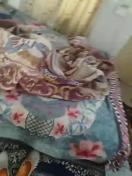 Curvy Simran online show from February 1, 2026, 8:23 am