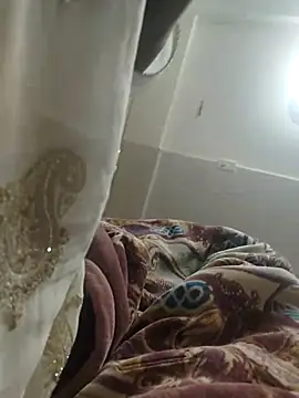 Curvy Simran online show from February 17, 2026, 5:21 pm