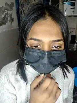 Curvy Simran online show from February 10, 2026, 1:43 pm