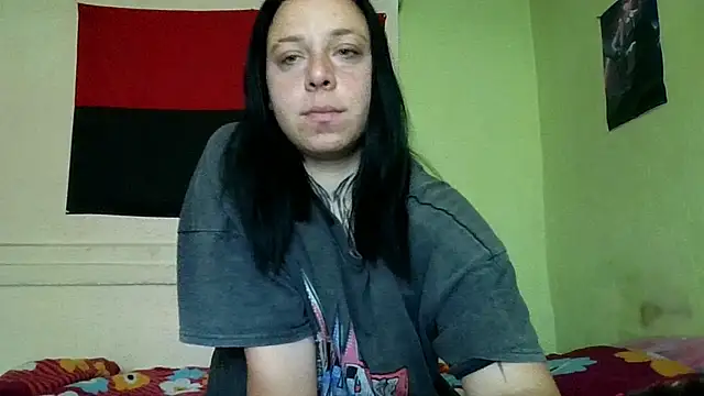 Snapshot of MillaSourety chatting on June 14, 2026, 7:53 am MillaSourety online show from June 14, 2026, 7:53 am