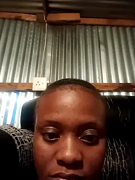 BBWQueenxx online show from February 5, 2026, 11:22 pm