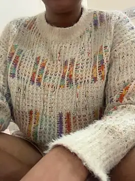 kavyababy00 online show from February 1, 2026, 5:44 pm