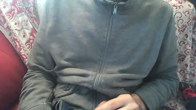 andre italy online show from March 1, 2026, 9:53 am