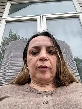 Snapshot of ShyFlameLive chatting on May 6, 2026, 8:57 pm ShyFlameLive online show from May 6, 2026, 8:57 pm