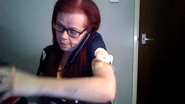 Snapshot of Forbidden-Irish-x chatting on April 20, 2026, 10:22 pm Forbidden-Irish-x online show from April 20, 2026, 10:22 pm