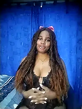 LUCIA-FERRERO online show from March 10, 2026, 7:07 pm