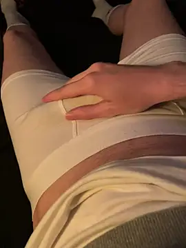 KananXL20 online show from April 20, 2026, 10:22 pm