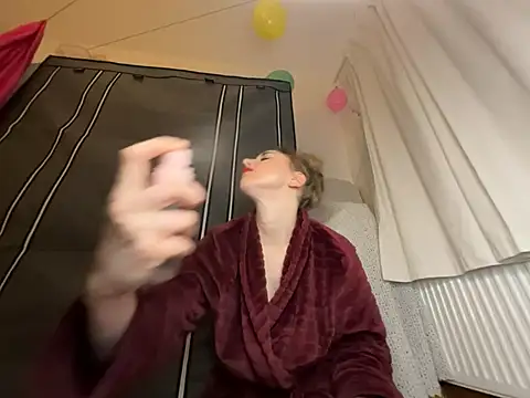 Snapshot of Wantlt chatting on March 1, 2026, 9:26 pm Wantlt online show from March 1, 2026, 9:26 pm