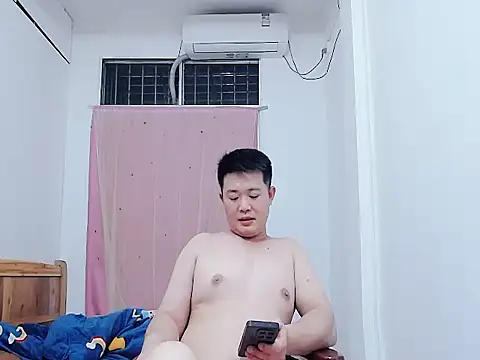 Snapshot of wwwhh777 chatting on April 15, 2026, 12:21 pm wwwhh777 online show from April 15, 2026, 12:21 pm