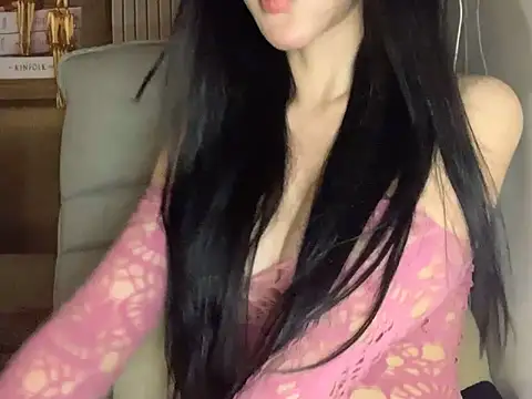 Snapshot of Angela-Angela chatting on May 9, 2026, 3:37 pm Angela-Angela online show from May 9, 2026, 3:37 pm