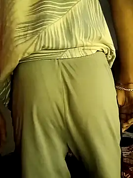 LeanBae online show from February 5, 2026, 7:04 am