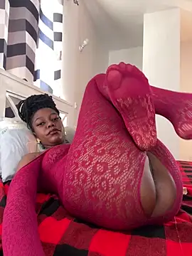 SluttyEll online show from March 3, 2026, 11:50 am