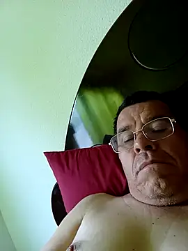 Snapshot of eros3442 chatting on June 14, 2026, 2:07 pm eros3442 online show from June 14, 2026, 2:07 pm