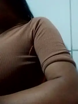 lorraine2036 online show from March 2, 2026, 9:22 pm