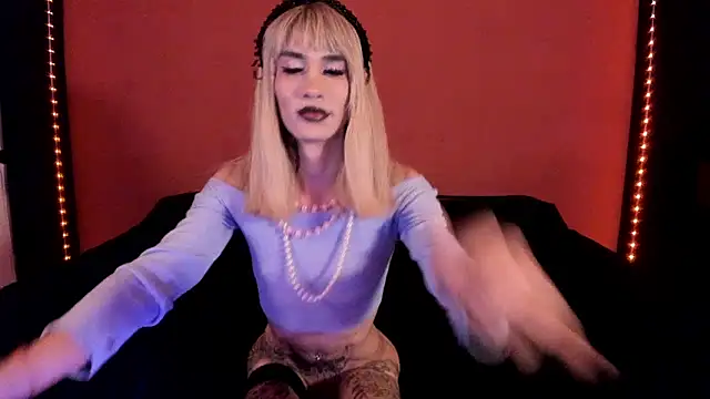 Snapshot of PervertedMissCloe chatting on February 21, 2026, 4:36 am PervertedMissCloe online show from February 21, 2026, 4:36 am