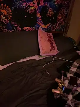 AngelSonnyXo online show from April 5, 2026, 3:57 am