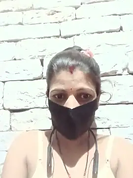 Snapshot of Divya-11431 chatting on July 1, 2026, 6:52 pm Divya-11431 online show from July 1, 2026, 6:52 pm