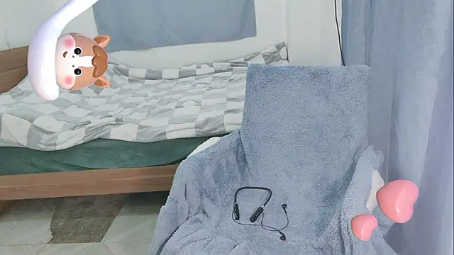 Eliana-ik online show from March 3, 2026, 5:20 pm