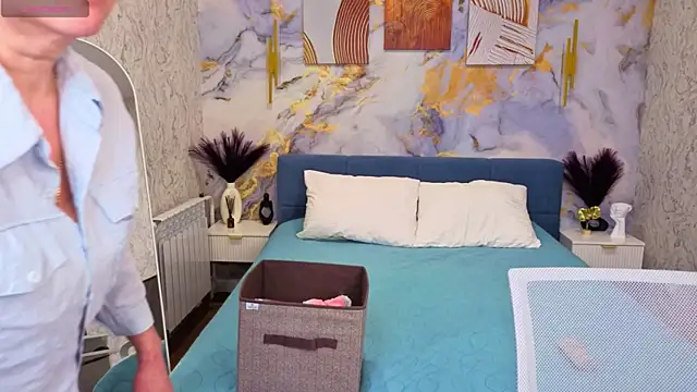 Ann Annise online show from March 19, 2026, 9:09 am