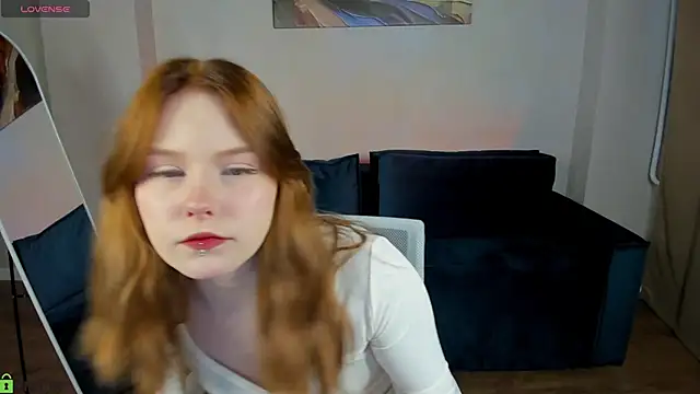 Julia Anis online show from March 13, 2026, 1:10 am