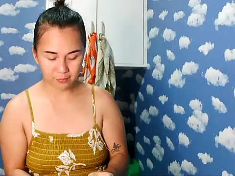 Snapshot of Kitty_Bear02 chatting on February 26, 2026, 1:11 pm Kitty Bear02 online show from February 26, 2026, 1:11 pm