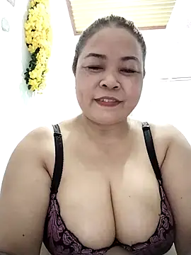 Snapshot of Baby-bigtits2026 chatting on May 5, 2026, 10:07 am Baby-bigtits2026 online show from May 5, 2026, 10:07 am