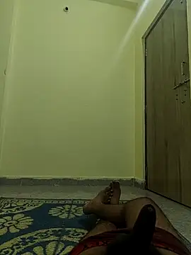 Romantic boy143 online show from June 9, 2026, 6:53 pm