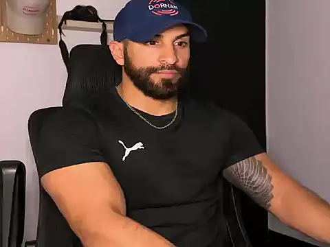 Snapshot of SamDornan51 chatting on February 12, 2026, 12:21 am SamDornan51 online show from February 12, 2026, 12:21 am