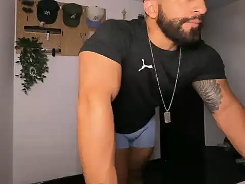 Snapshot of SamDornan51 chatting on March 3, 2026, 12:50 am SamDornan51 online show from March 3, 2026, 12:50 am