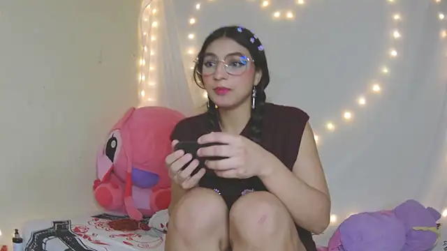 Snapshot of Eternalfuego chatting on February 26, 2026, 6:35 am Eternalfuego online show from February 26, 2026, 6:35 am