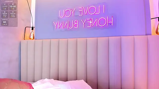 Snapshot of cherry_monroe chatting on February 18, 2026, 12:34 pm cherry monroe online show from February 18, 2026, 12:34 pm