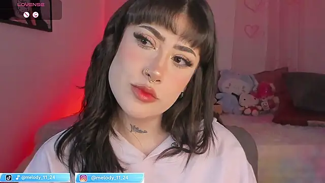 Snapshot of Tamara_uwu chatting on June 3, 2026, 7:40 pm Tamara uwu online show from June 3, 2026, 7:40 pm