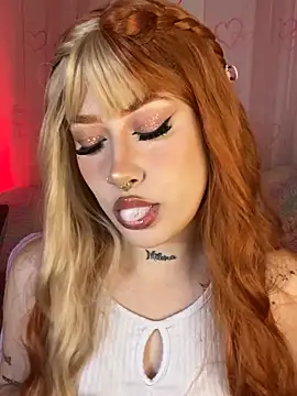 Snapshot of Tamara_uwu chatting on June 20, 2026, 1:43 am Tamara uwu online show from June 20, 2026, 1:43 am