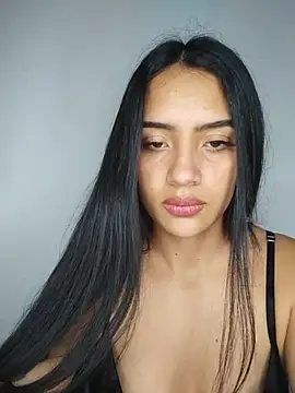 Snapshot of cynliu chatting on July 25, 2026, 8:59 pm cynliu online show from July 25, 2026, 8:59 pm