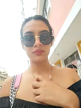 Snapshot of cynliu chatting on May 7, 2026, 10:24 pm cynliu online show from May 7, 2026, 10:24 pm