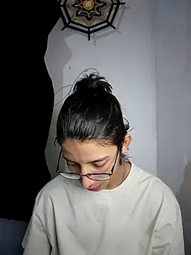 Snapshot of SolRakOF chatting on February 15, 2026, 3:07 am SolRakOF online show from February 15, 2026, 3:07 am