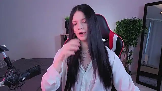 Snapshot of Maria_trend chatting on February 14, 2026, 2:50 pm Maria trend online show from February 14, 2026, 2:50 pm