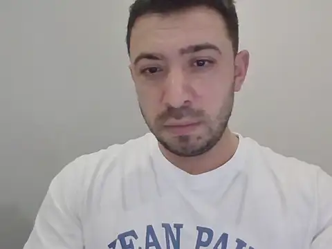 hessds34 online show from February 5, 2026, 6:48 pm