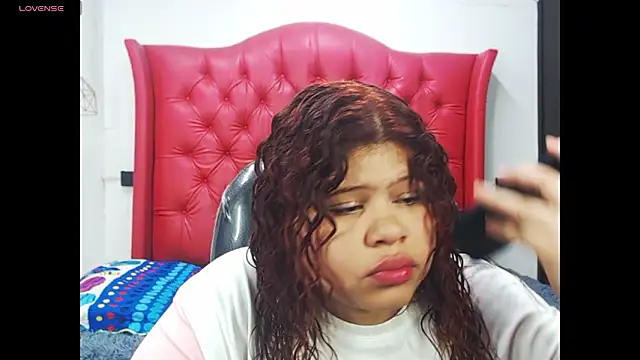 Snapshot of Cloe_r chatting on February 26, 2026, 7:47 pm Cloe r online show from February 26, 2026, 7:47 pm