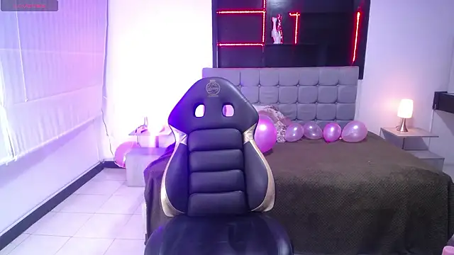 Snapshot of Perla_lovely_ chatting on February 15, 2026, 12:26 pm Perla lovely online show from February 15, 2026, 12:26 pm