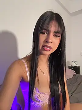 Chel   online show from April 10, 2026, 5:31 pm