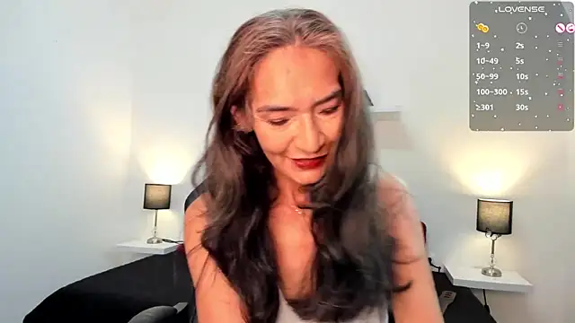 Snapshot of Emma_Mendozaa chatting on February 12, 2026, 11:43 am Emma Mendozaa online show from February 12, 2026, 11:43 am