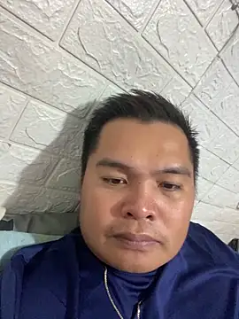 bigloadfox online show from March 8, 2026, 2:42 pm