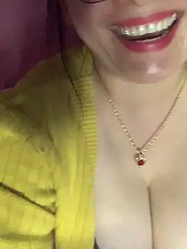 Star-sweet01 online show from February 3, 2026, 6:22 am