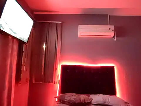 stefita01010 online show from March 21, 2026, 4:46 am