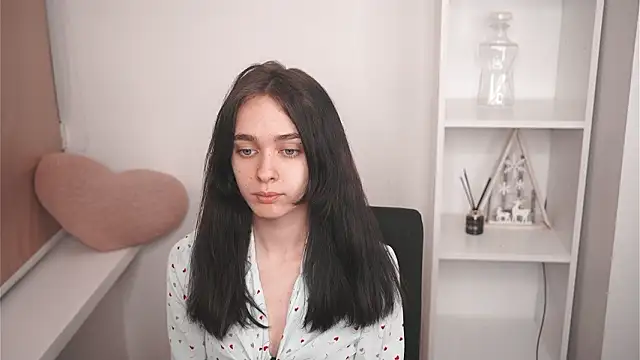 Snapshot of GinnyKittle chatting on February 17, 2026, 6:16 pm GinnyKittle online show from February 17, 2026, 6:16 pm